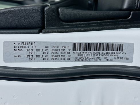 Used 2019 Jeep Grand Cherokee Limited AWD/4WD image 31