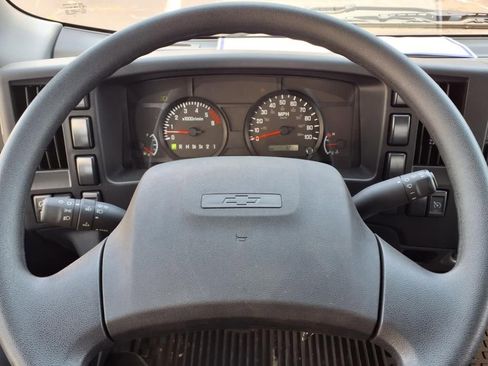 New 2024 Chevrolet Low Cab Forward image 19