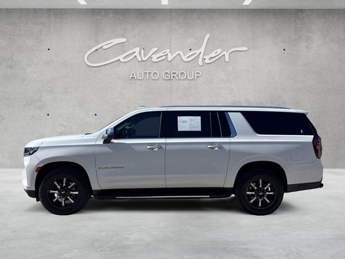 Used 2021 Chevrolet Suburban Premier w/ Premium Package image 15