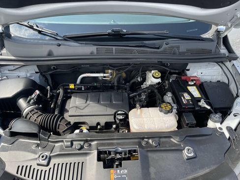 Used 2020 Buick Encore Preferred w/ Safety Package FWD image 29