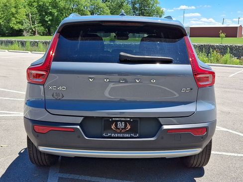 Used 2023 Volvo XC40 B5 Core AWD/4WD image 23