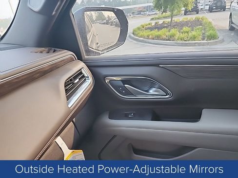 Used 2022 Chevrolet Tahoe Z71 w/ Luxury Package image 12