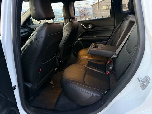 Used 2023 Jeep Compass Trailhawk w/ Trailhawk Elite Group image 11