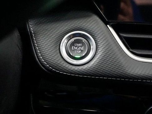 Used 2025 Chevrolet Equinox LT image 24