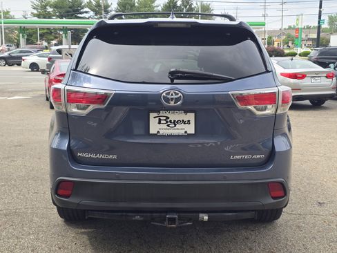 Used 2015 Toyota Highlander Limited Platinum AWD/4WD image 19