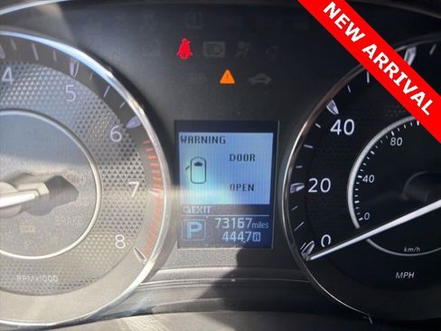 Used 2019 Nissan Armada Platinum w/ Interior Lighting Package image 12