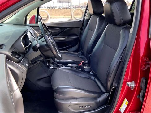 Used 2018 Buick Encore Preferred image 7
