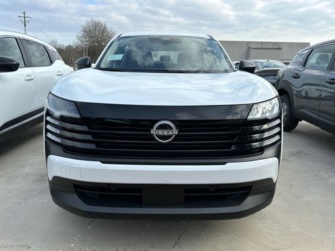 New 2026 Nissan Kicks S image 2