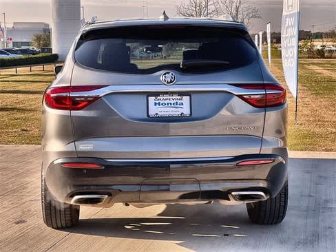 Used 2019 Buick Enclave Essence image 6