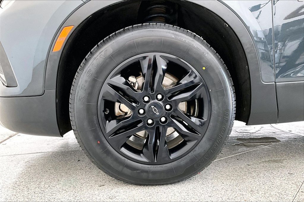 Used 2020 Chevrolet Blazer LT FWD image 11