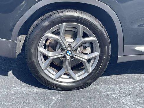 Used 2024 BMW X3 xDrive30i AWD/4WD image 9