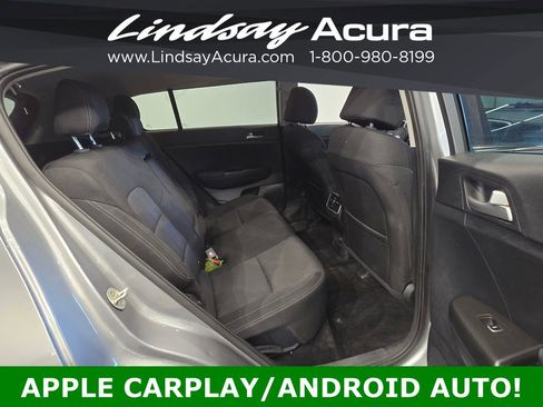 Used 2022 Kia Sportage LX image 9