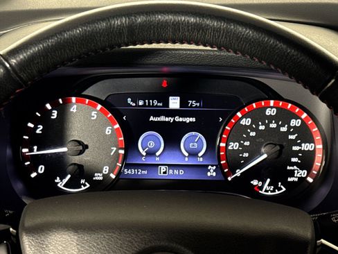 Used 2022 Nissan Frontier PRO-4X AWD/4WD image 17