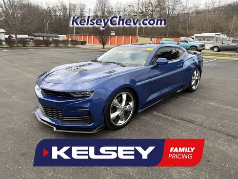 Used 2019 Chevrolet Camaro SS image 1
