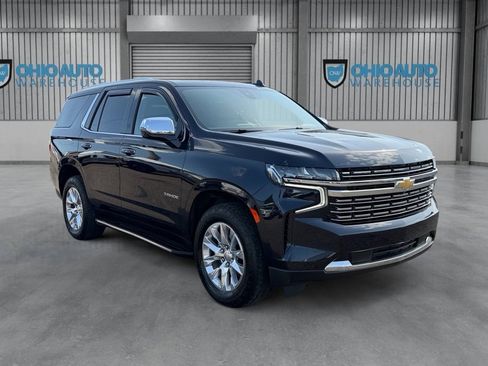 Used 2021 Chevrolet Tahoe Premier w/ Premium Package AWD/4WD image 3