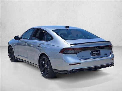 Used 2023 Honda Accord Sport image 7