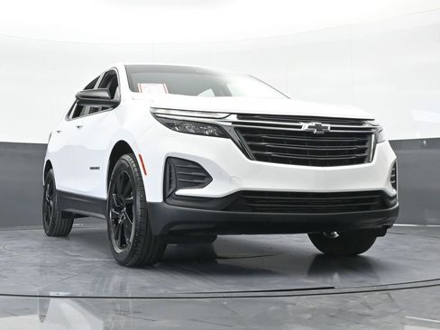 Used 2023 Chevrolet Equinox LS w/ Sport Edition image 58