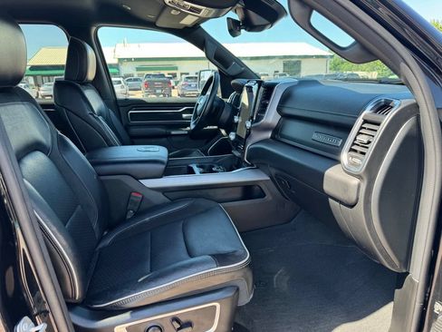 Used 2024 RAM 1500 Laramie AWD/4WD image 23