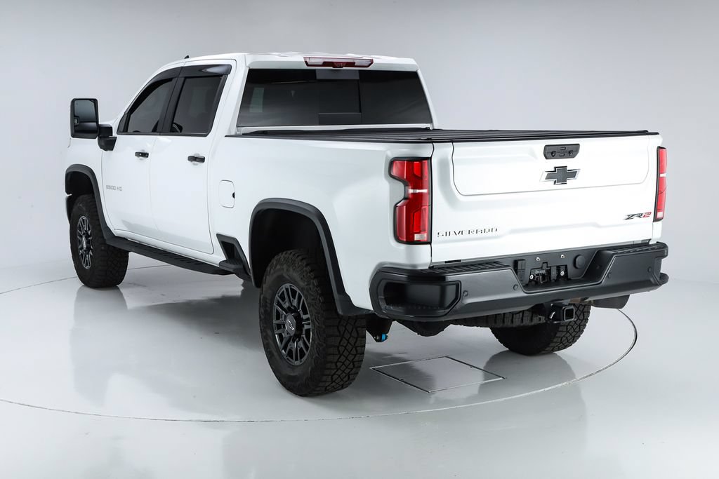 Used 2026 Chevrolet Silverado 2500 ZR2 AWD/4WD image 8