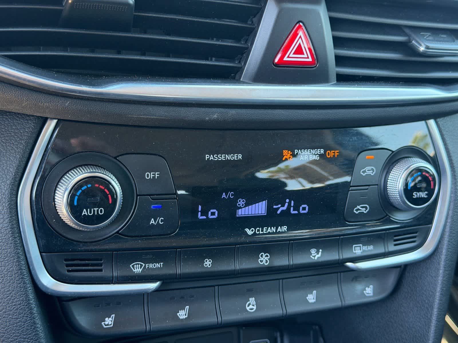 Used 2019 Hyundai Santa Fe AWD image 25
