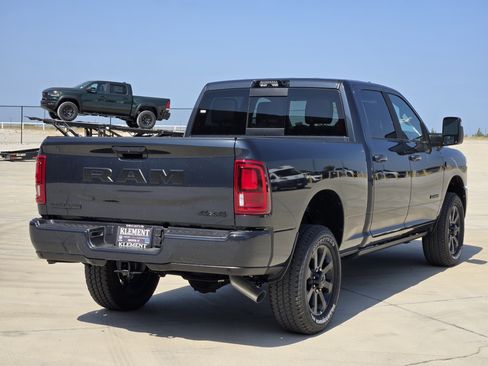 New 2026 RAM 2500 Laramie AWD/4WD image 5
