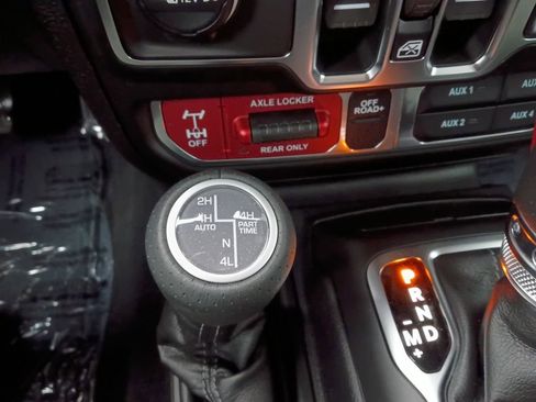New 2026 Jeep Gladiator Mojave AWD/4WD image 5