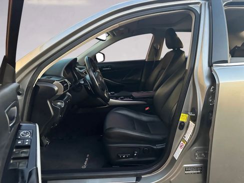 Used 2014 Lexus IS 250 w/ Premium Package image 11