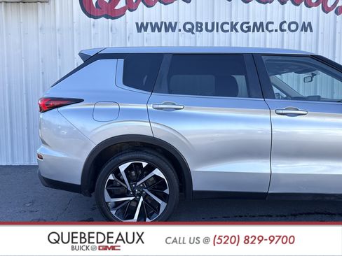 Used 2022 Mitsubishi Outlander ES image 28