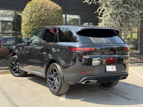 Used 2023 Land Rover Range Rover Sport SE AWD/4WD image 19
