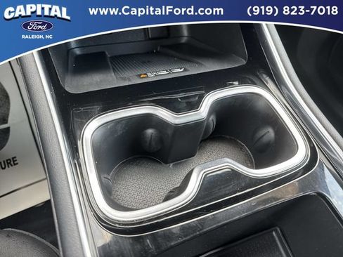 Used 2025 Chevrolet Traverse LT w/ Midnight/Sport Edition FWD image 31