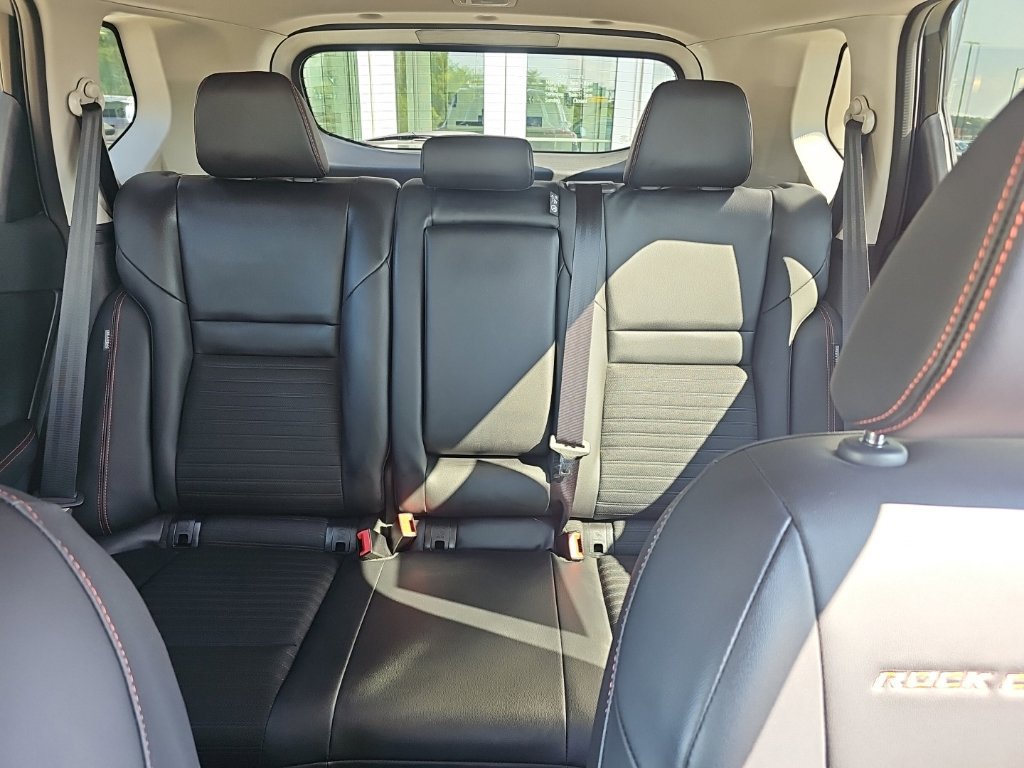 Used 2025 Nissan Rogue SV w/ Rock Creek Premium Package AWD/4WD image 27