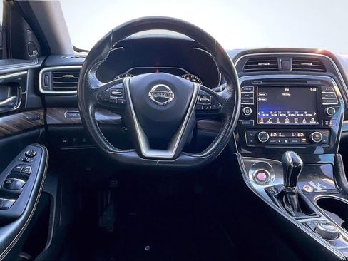 Used 2018 Nissan Maxima Platinum image 5