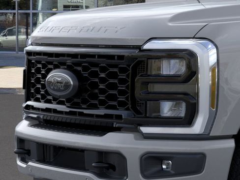 New 2026 Ford F250 Lariat w/ Black Appearance Package AWD/4WD image 18