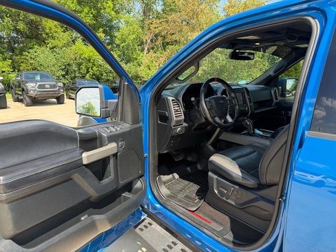 Used 2019 Ford F150 Raptor w/ Equipment Group 802A Luxury AWD/4WD image 11