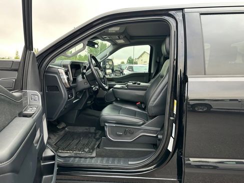 Used 2023 Ford F250 Lariat w/ FX4 Off-Road Package AWD/4WD image 10