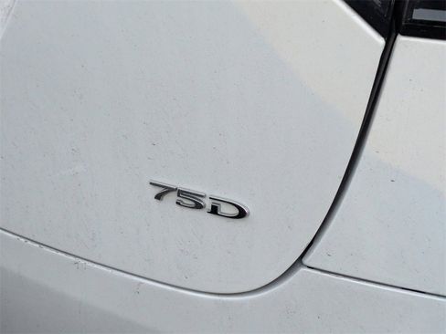 Used 2018 Tesla Model X 75D image 7