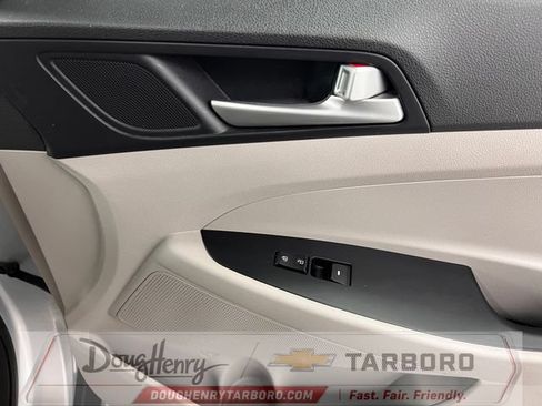 Used 2019 Hyundai Tucson Value FWD image 36