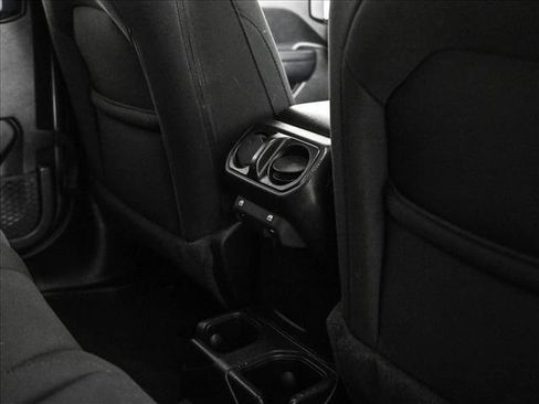 Used 2021 Jeep Wrangler Unlimited Sport image 18