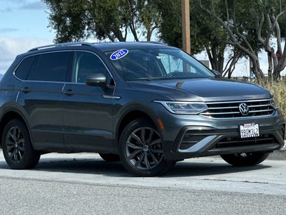 Used 2022 Volkswagen Tiguan SE