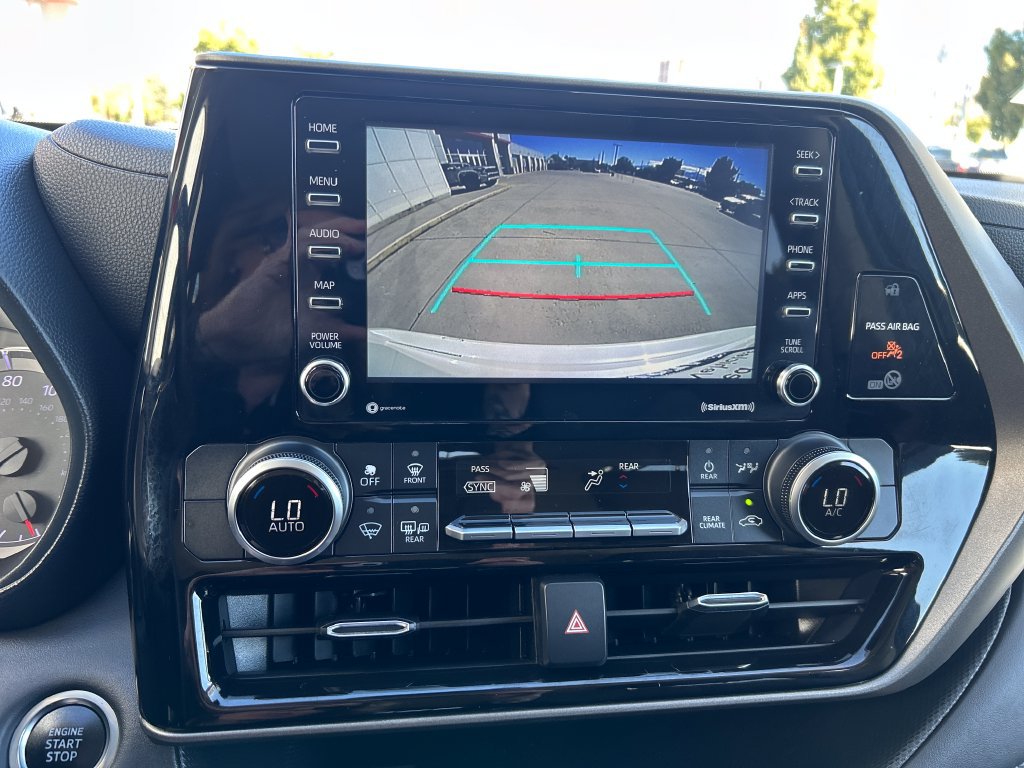 Certified 2020 Toyota Highlander L FWD image 23