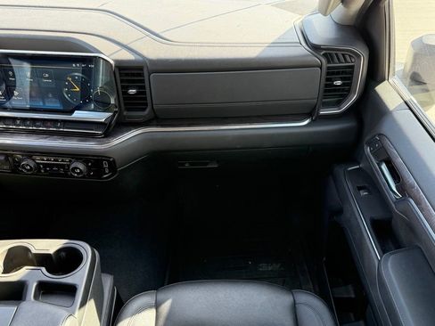 Used 2024 Chevrolet Silverado 2500 LTZ image 12