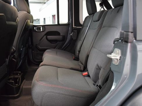 Used 2024 Jeep Wrangler Rubicon w/ Safety Group image 38