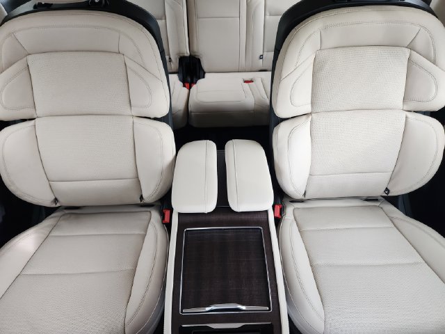 New 2027 Lincoln Navigator Reserve AWD/4WD image 14