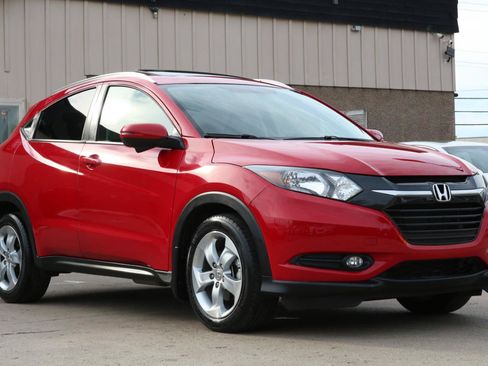 Used 2016 Honda HR-V EX-L image 4