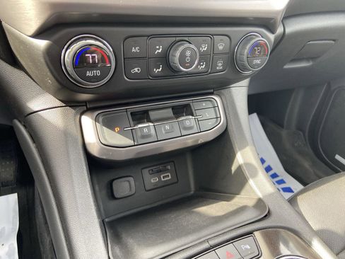 Used 2023 GMC Acadia AT4 w/ GMC Pro Grade Package image 34