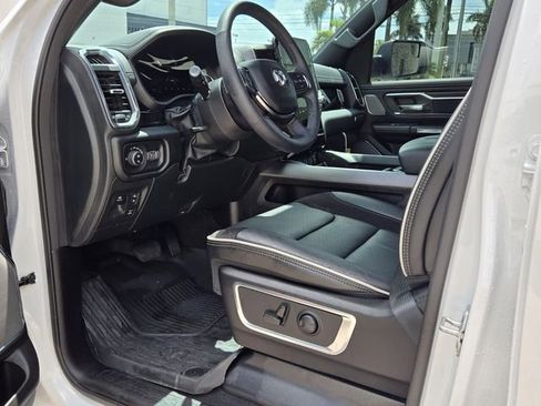 Used 2025 RAM 1500 Laramie RWD image 13