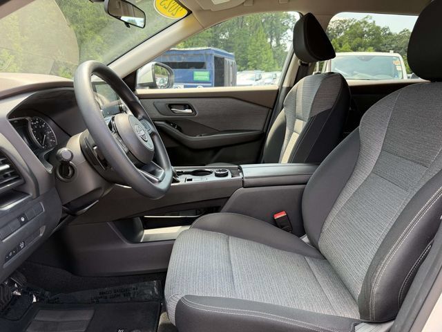 Used 2023 Nissan Rogue SV AWD/4WD image 14