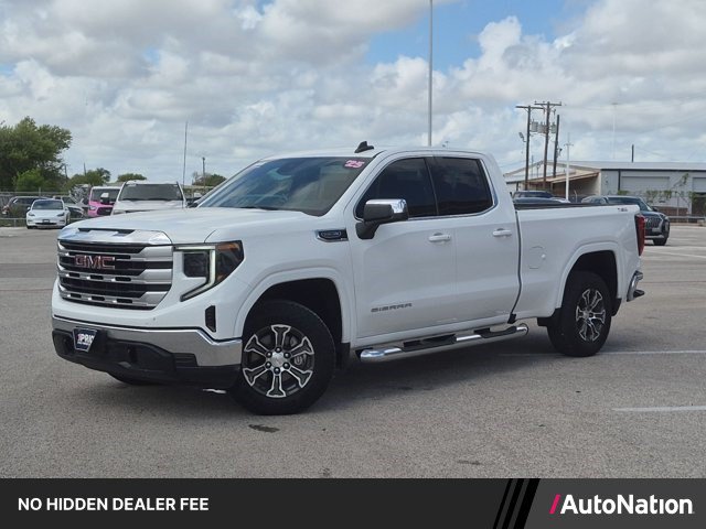 Used 2025 GMC Sierra 1500 SLE AWD/4WD image 1