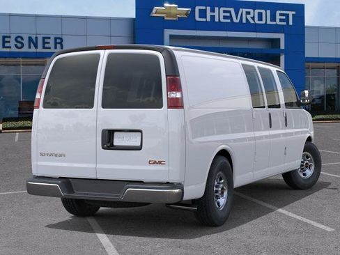 Used 2026 GMC Savana 2500 Extended RWD image 4