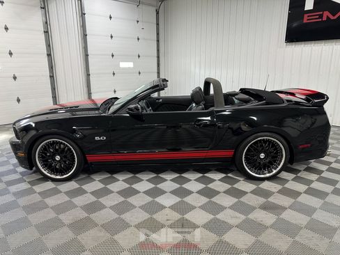Used 2014 Ford Mustang GT Premium w/ Brembo Brake Package RWD image 3